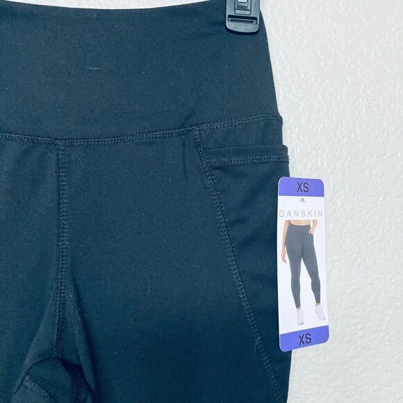 NWT Danskin Black Performance Active Leggings XS - Picture 2 of 4